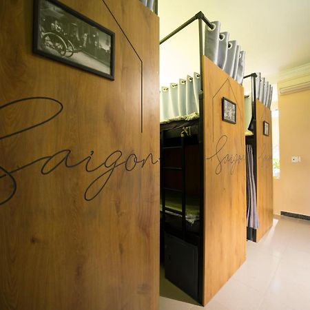 Happy Saigon Hostel โฮจิมินห์ซิตี้ ภายนอก รูปภาพ