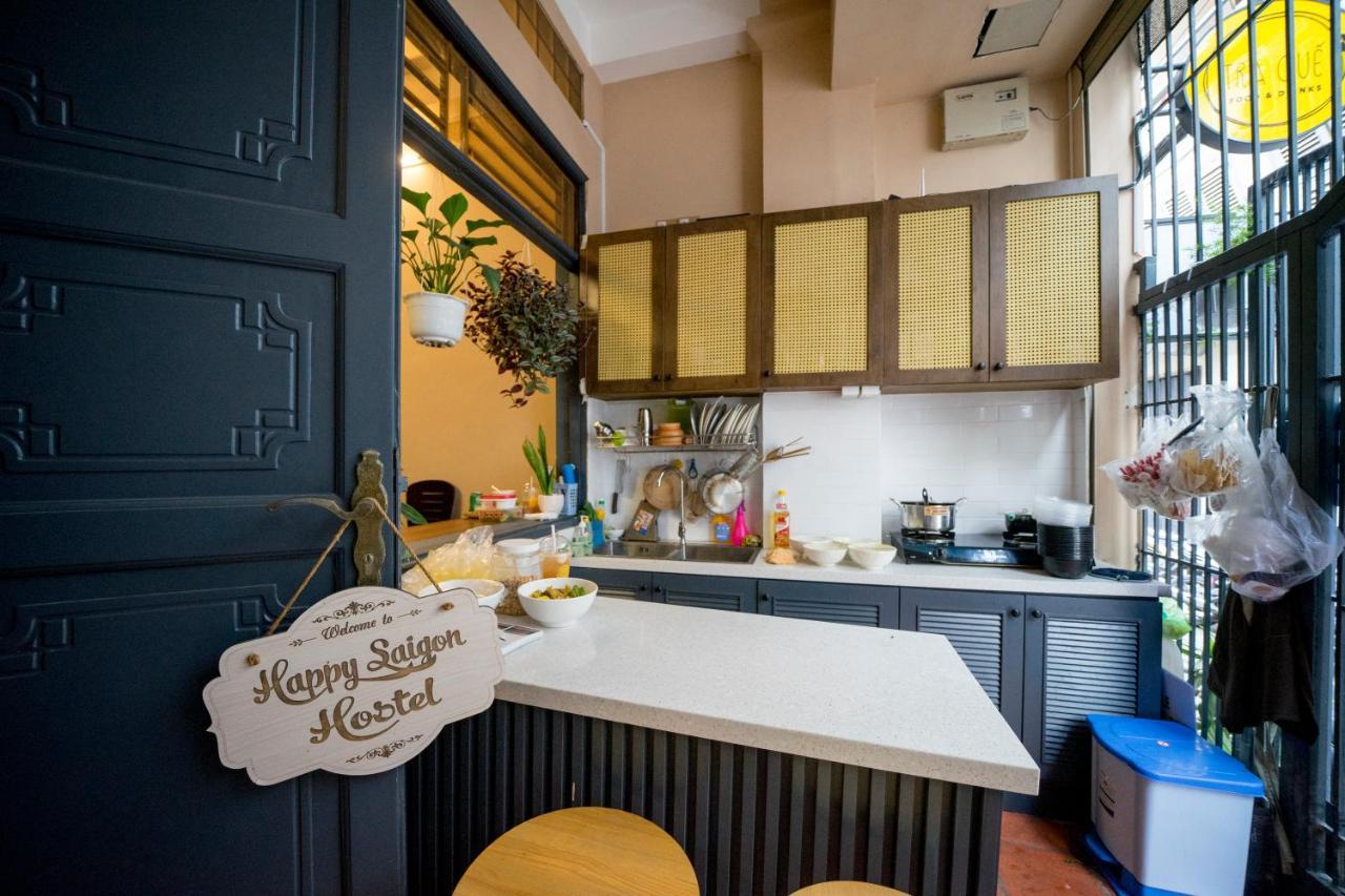 Happy Saigon Hostel โฮจิมินห์ซิตี้ ภายนอก รูปภาพ