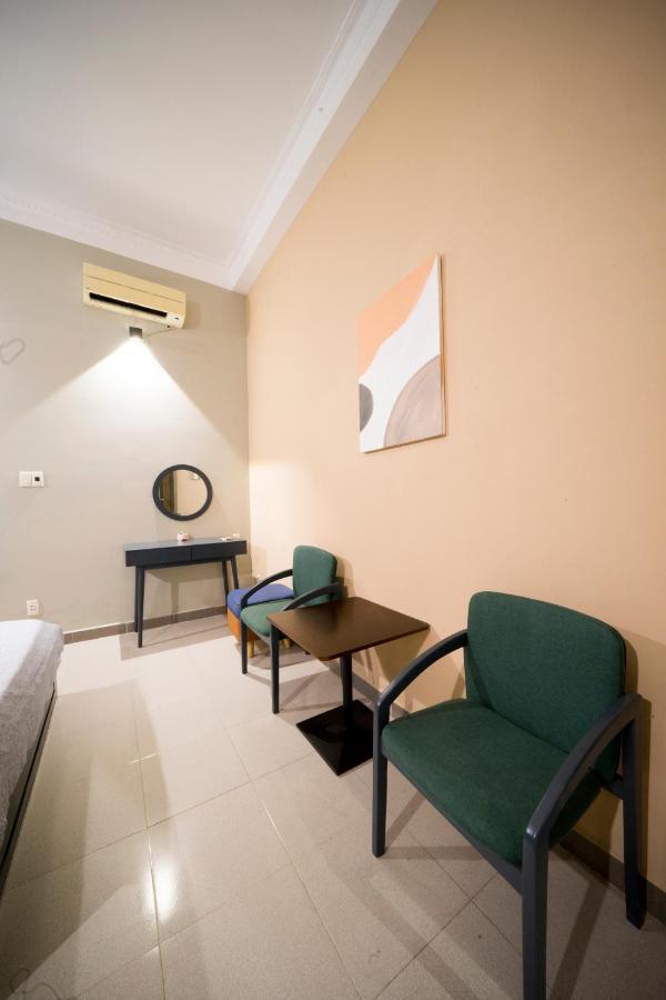 Happy Saigon Hostel โฮจิมินห์ซิตี้ ภายนอก รูปภาพ