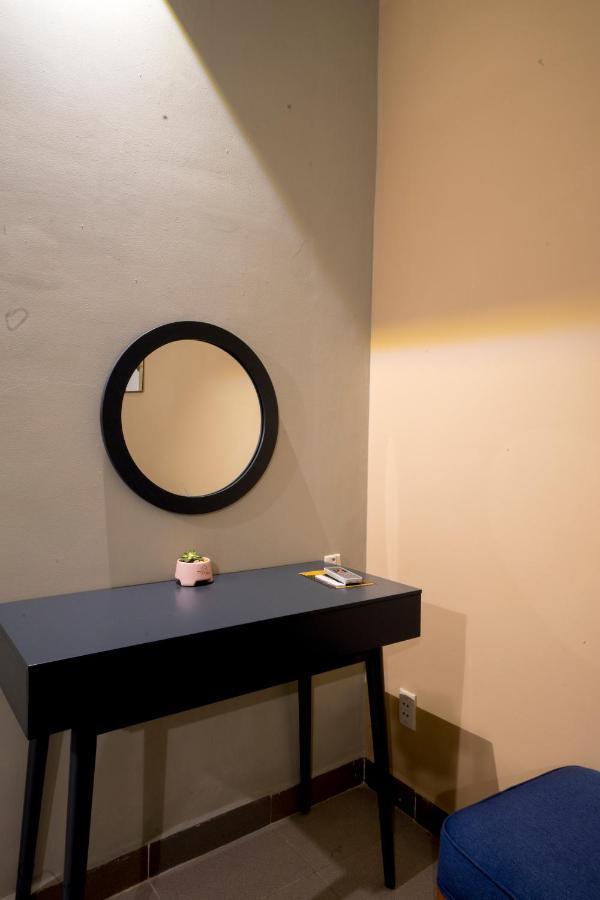 Happy Saigon Hostel โฮจิมินห์ซิตี้ ภายนอก รูปภาพ