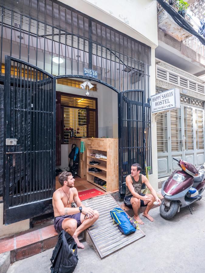 Happy Saigon Hostel โฮจิมินห์ซิตี้ ภายนอก รูปภาพ